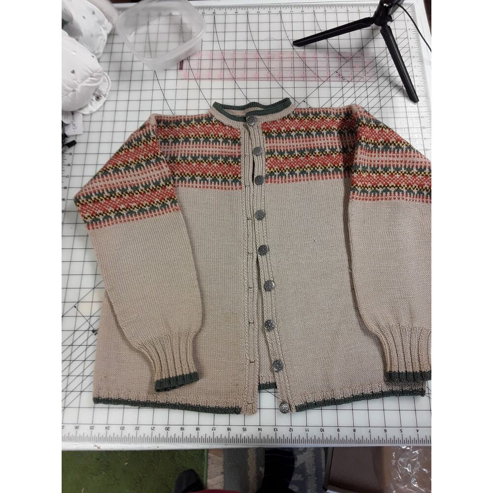 VTG Nordic Scandinavian Sweater Hand Made Knit wool Nordic knitted